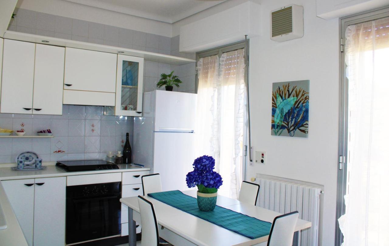 Visum Hyblea Apartment Ragusa Bagian luar foto